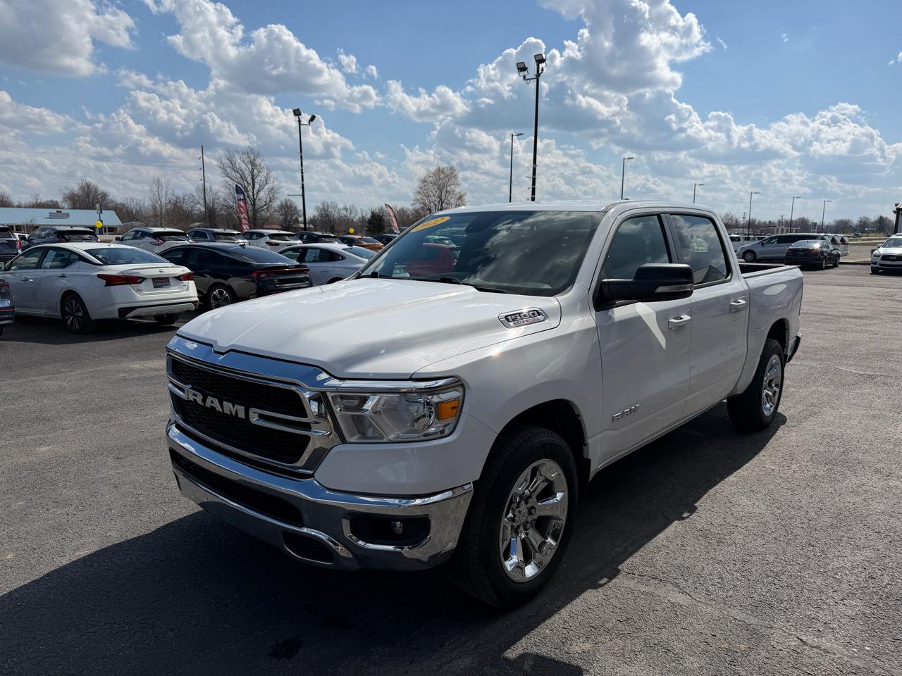 RAM 1500 Big Horn 4x4 Crew Cab 5'7" Box 2022