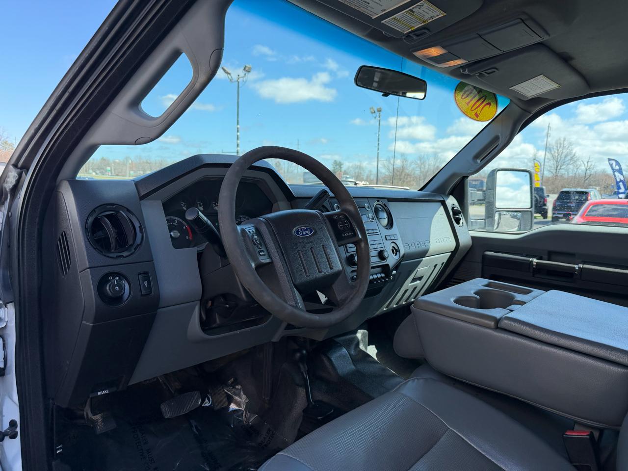 Ford Super Duty F-450 DRW 4WD Crew Cab 172" XL 2016