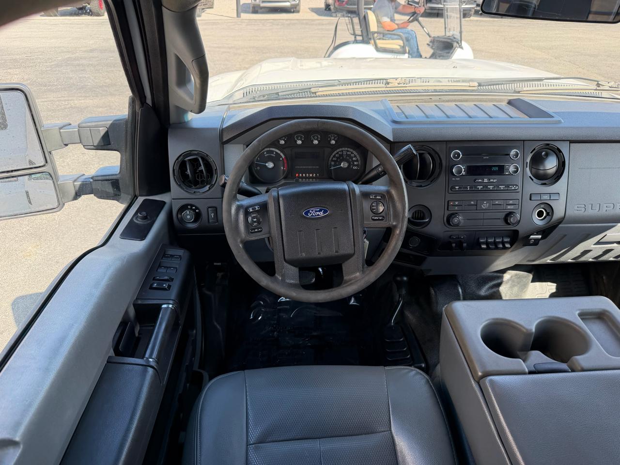 Ford Super Duty F-450 DRW 4WD Crew Cab 172" XL 2016