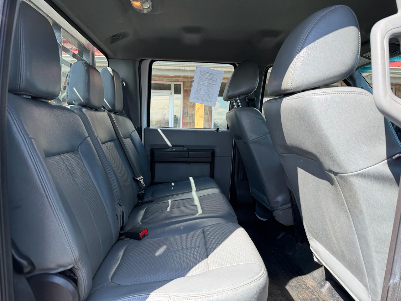 Ford Super Duty F-450 DRW 4WD Crew Cab 172" XL 2016