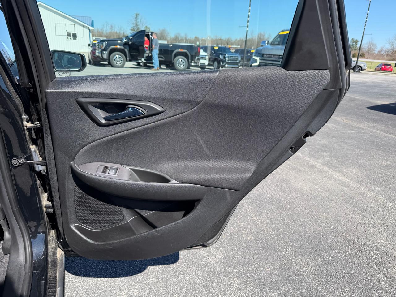 Chevrolet Malibu 4dr Sdn LS w/1LS 2021