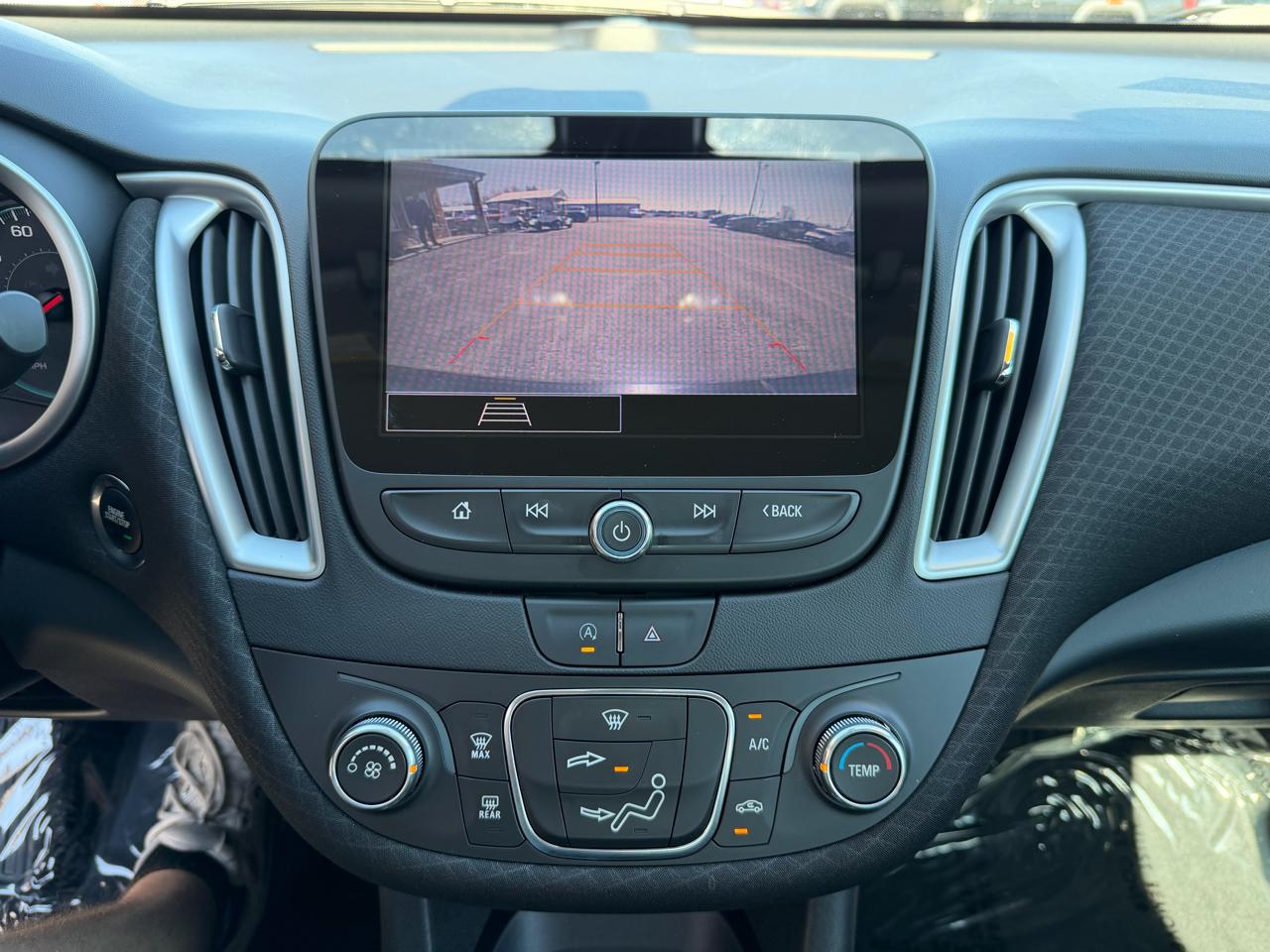 Chevrolet Malibu 4dr Sdn LS w/1LS 2021