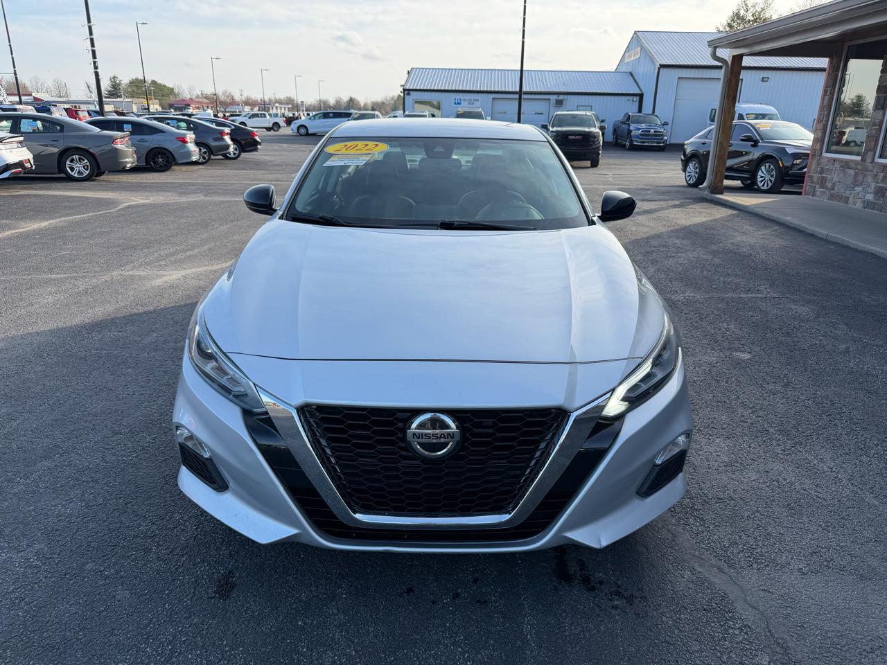 Nissan Altima 2.5 SR Sedan 2022