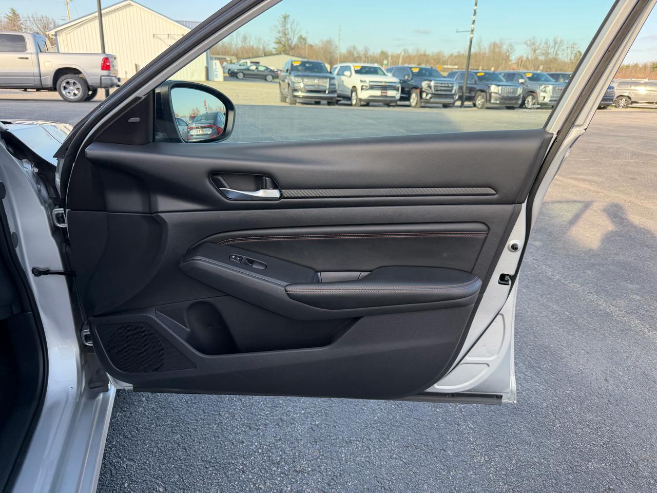 Nissan Altima 2.5 SR Sedan 2022