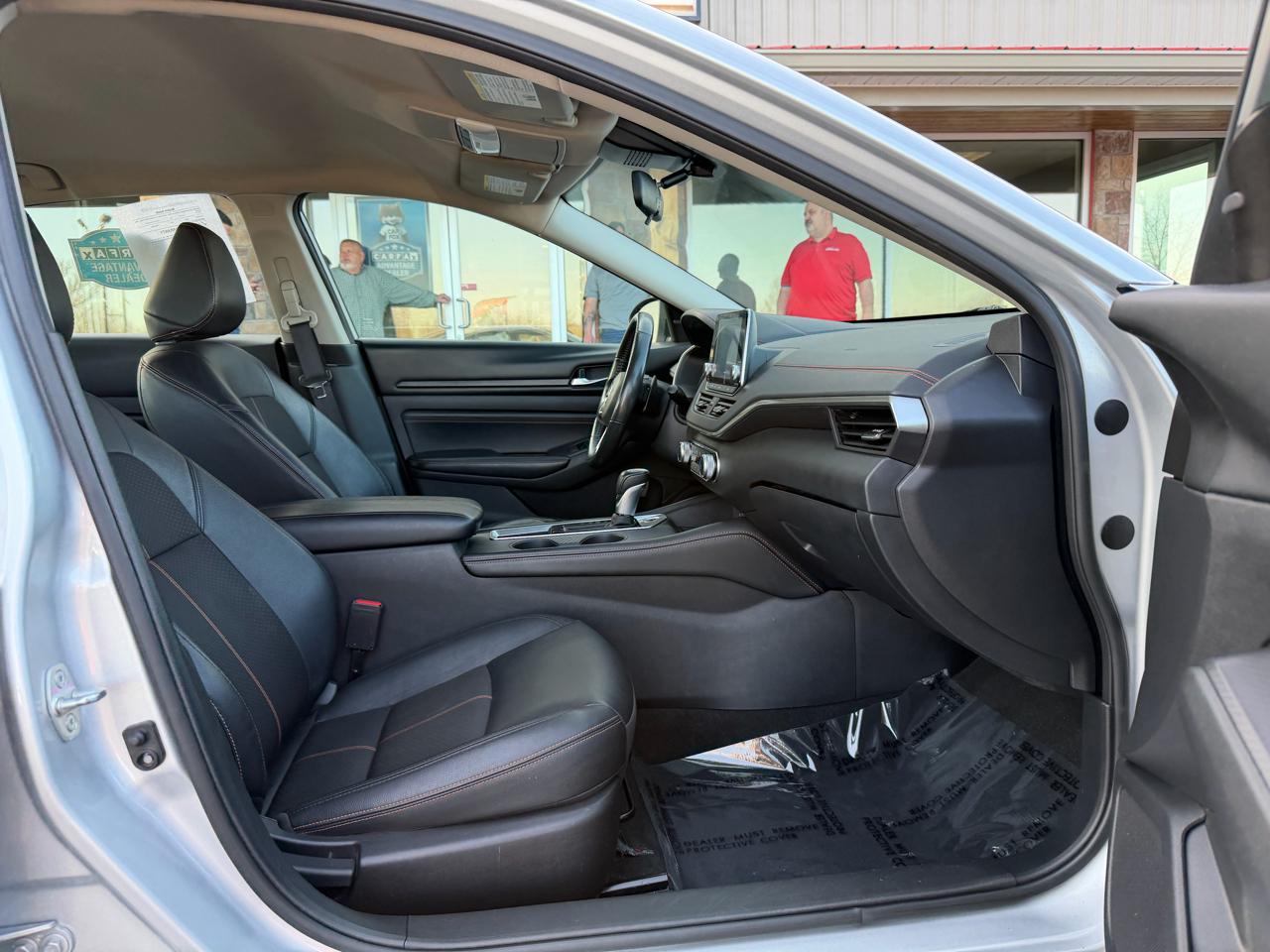 Nissan Altima 2.5 SR Sedan 2022