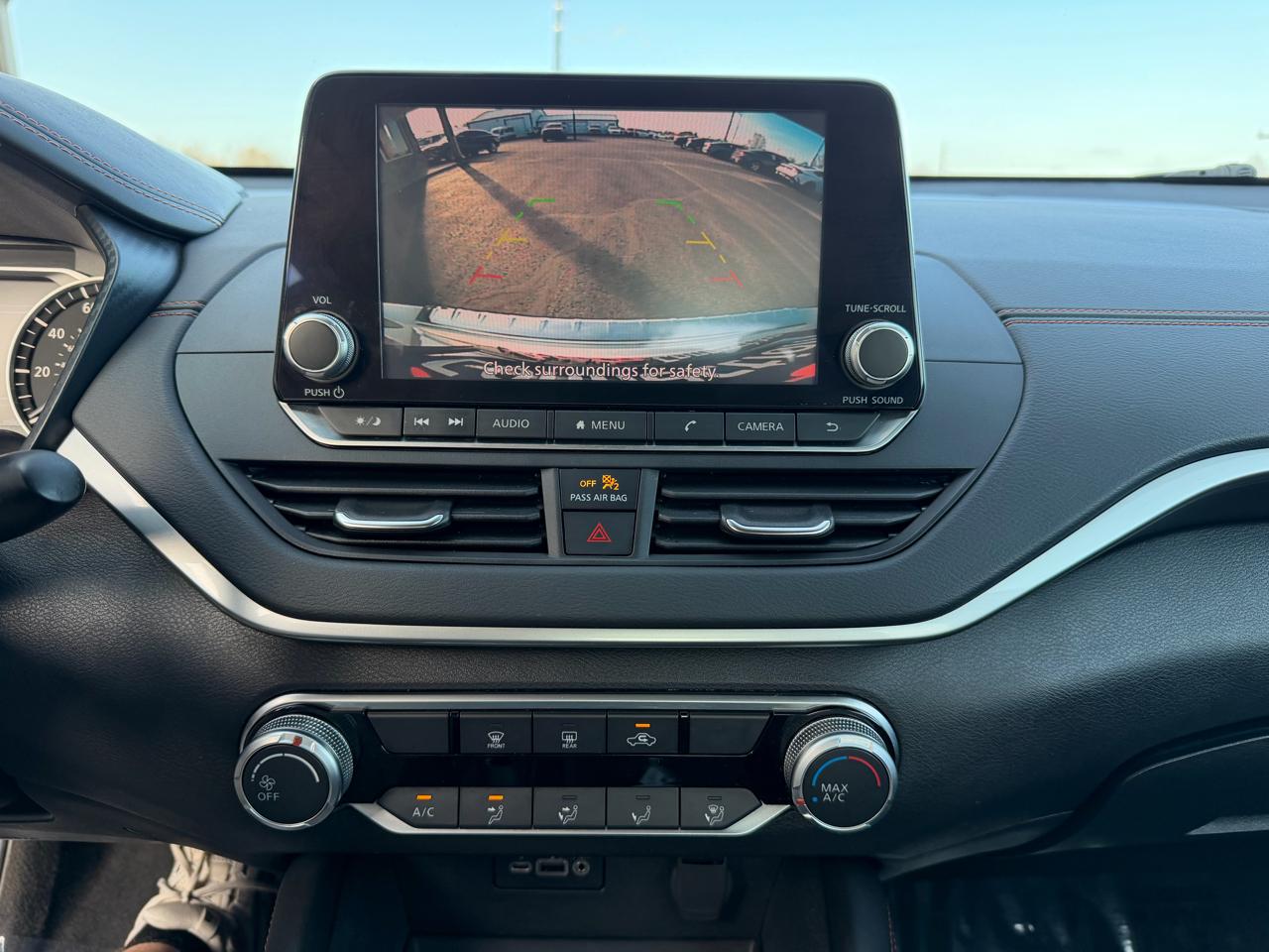 Nissan Altima 2.5 SR Sedan 2022