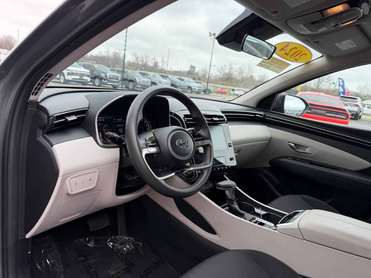 Hyundai Tucson SEL FWD *Ltd Avail* 2024