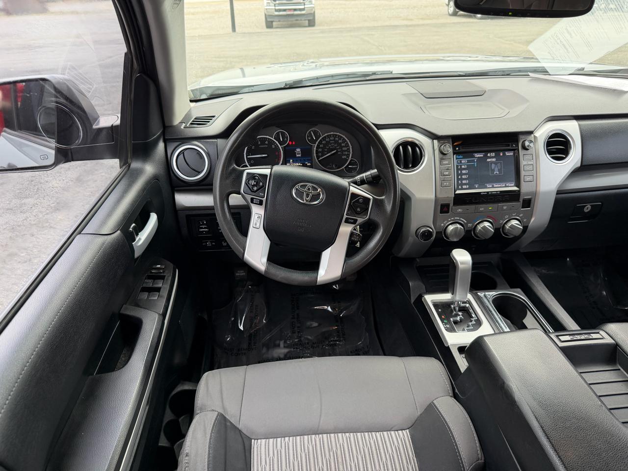 Toyota Tundra 4WD SR5 CrewMax 5.5' Bed (Natl) 2017