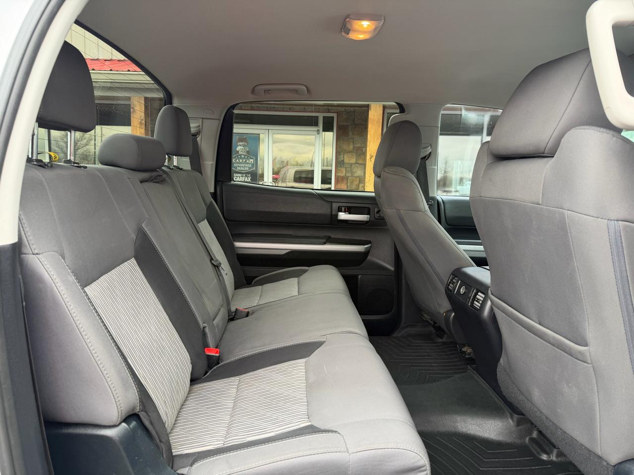 Toyota Tundra 4WD SR5 CrewMax 5.5' Bed (Natl) 2017