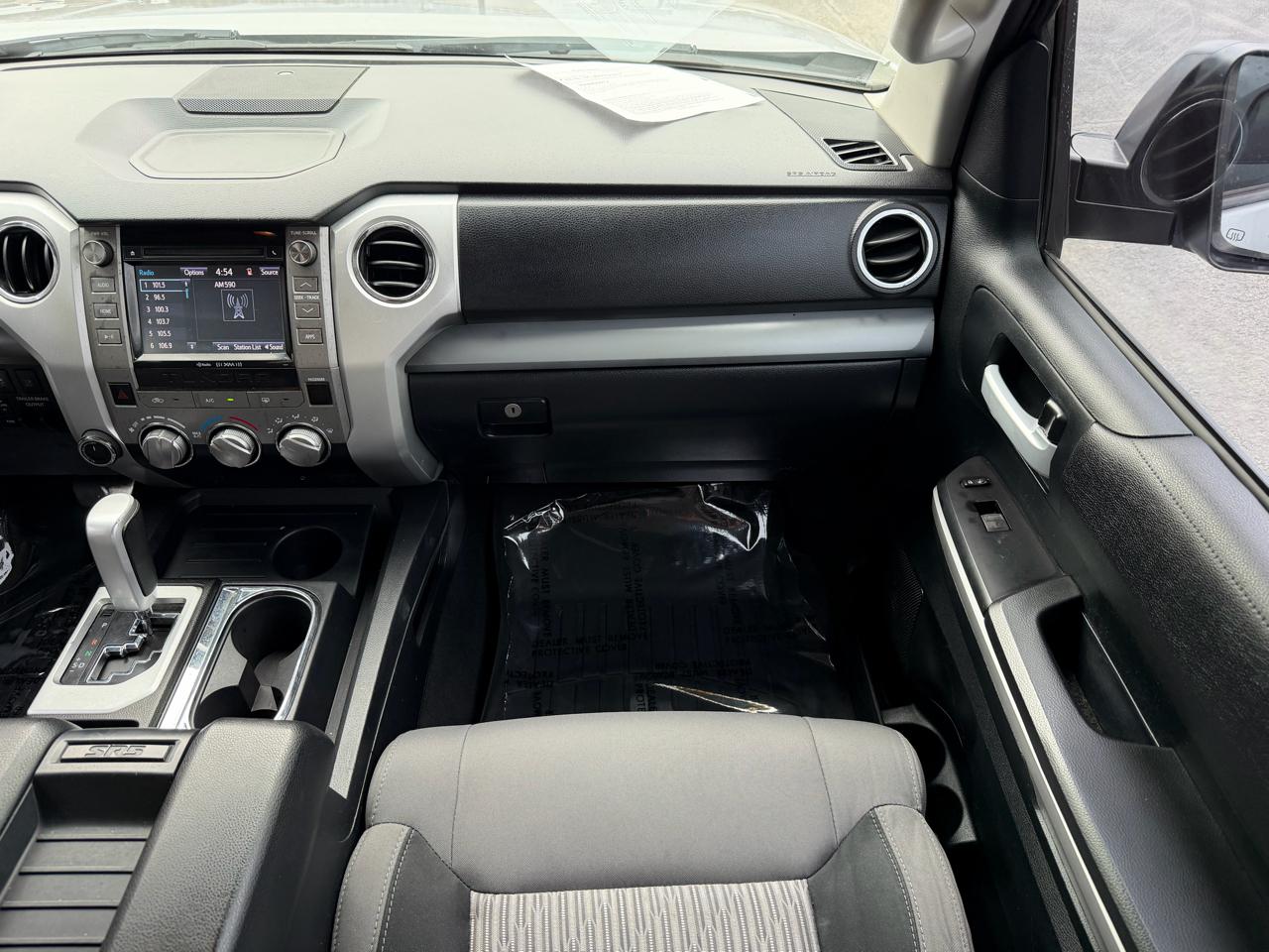 Toyota Tundra 4WD SR5 CrewMax 5.5' Bed (Natl) 2017