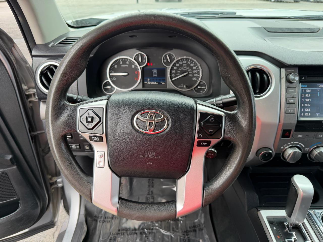 Toyota Tundra 4WD SR5 CrewMax 5.5' Bed (Natl) 2017