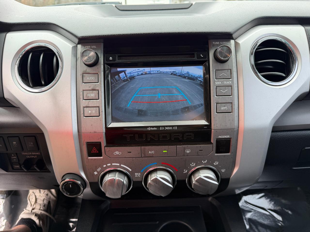 Toyota Tundra 4WD SR5 CrewMax 5.5' Bed (Natl) 2017