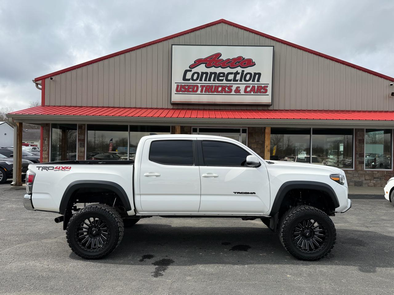 Toyota Tacoma 4WD TRD Off Road Double Cab 5' Bed V6 MT (Natl) 2022