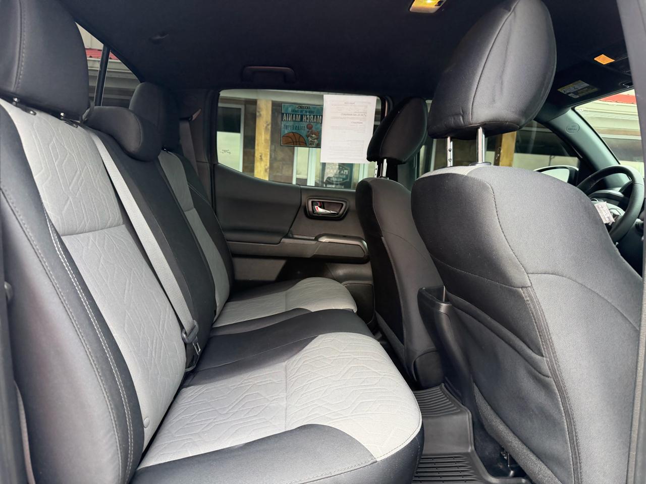 Toyota Tacoma 4WD TRD Off Road Double Cab 5' Bed V6 MT (Natl) 2022