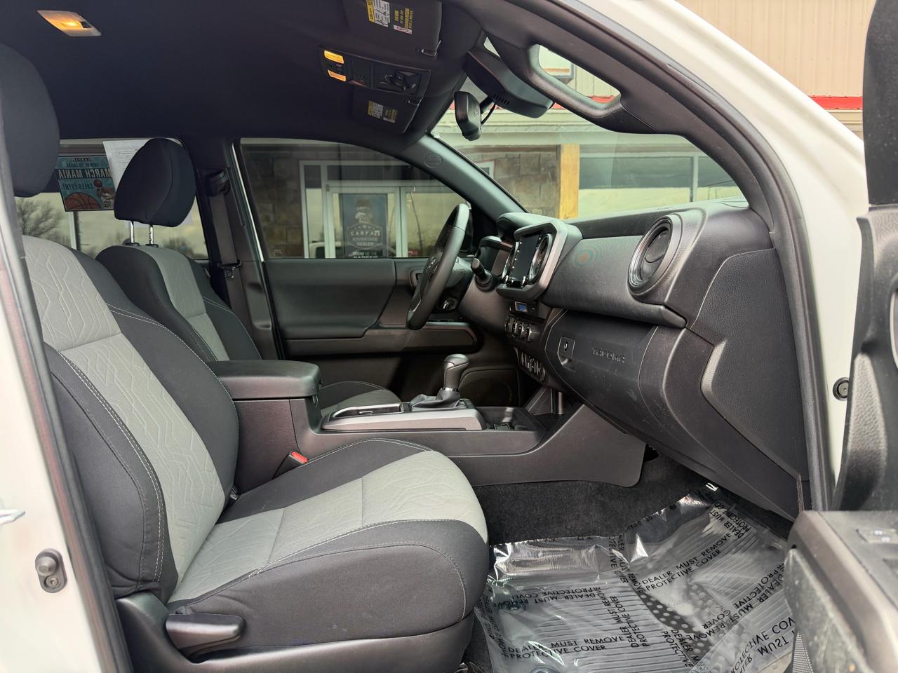 Toyota Tacoma 4WD TRD Off Road Double Cab 5' Bed V6 MT (Natl) 2022