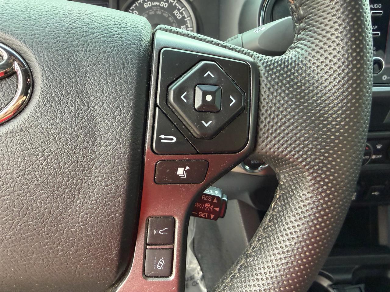 Toyota Tacoma 4WD TRD Off Road Double Cab 5' Bed V6 MT (Natl) 2022