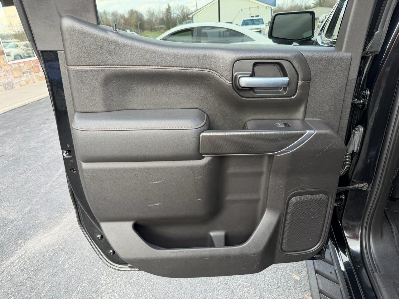 GMC Sierra 1500 4WD Crew Cab 147" AT4 2021