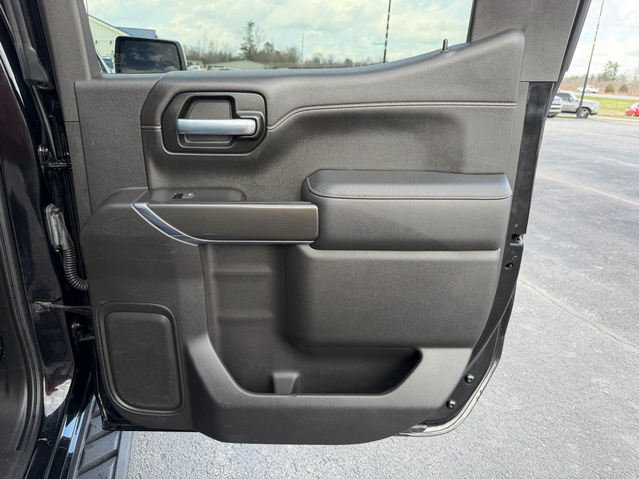 GMC Sierra 1500 4WD Crew Cab 147" AT4 2021