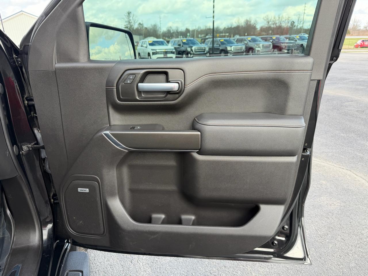 GMC Sierra 1500 4WD Crew Cab 147" AT4 2021