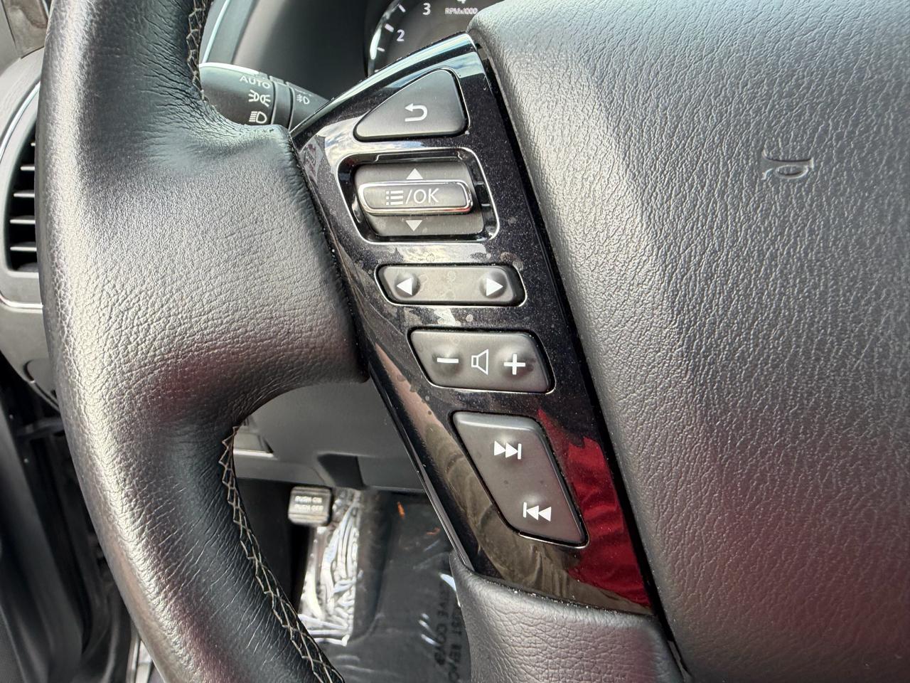 Infiniti QX80 LUXE AWD 2024