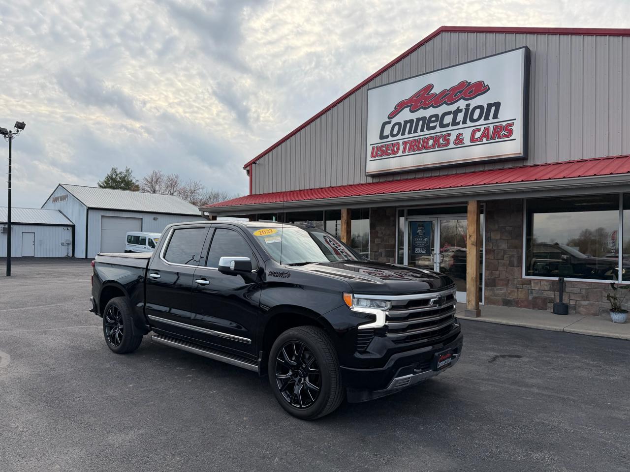 Chevrolet Silverado 1500 4WD Crew Cab 147" High Country 2022