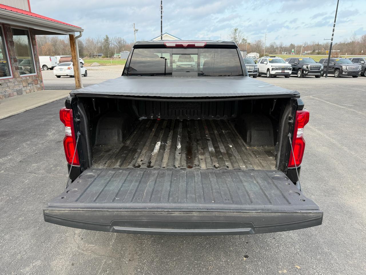 Chevrolet Silverado 1500 4WD Crew Cab 147" High Country 2022