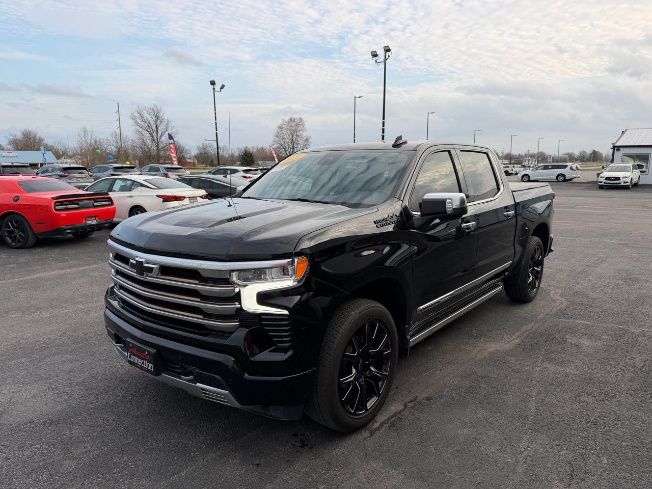 Chevrolet Silverado 1500 4WD Crew Cab 147" High Country 2022