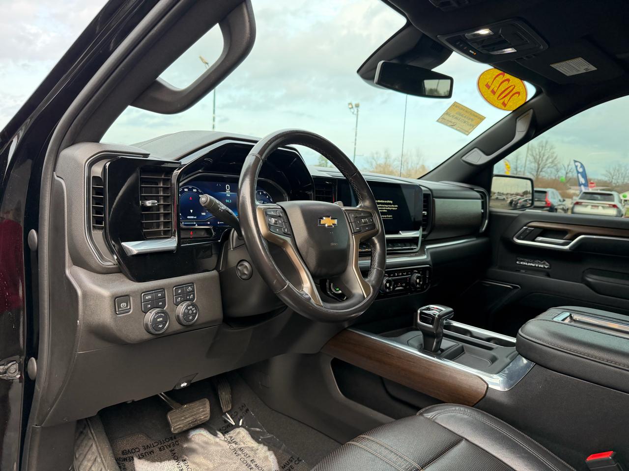 Chevrolet Silverado 1500 4WD Crew Cab 147" High Country 2022