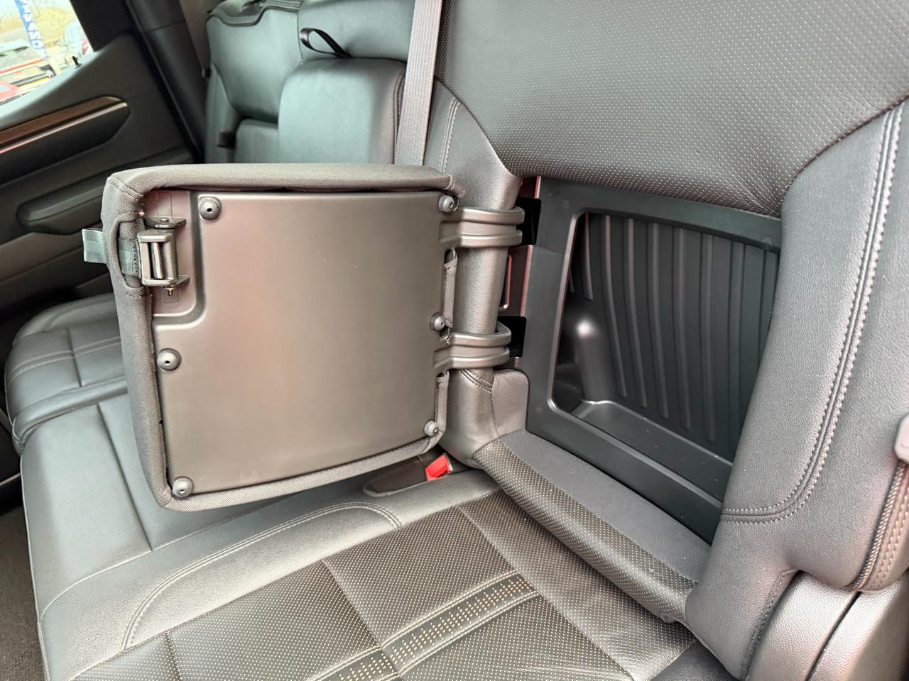 Chevrolet Silverado 1500 4WD Crew Cab 147" High Country 2022