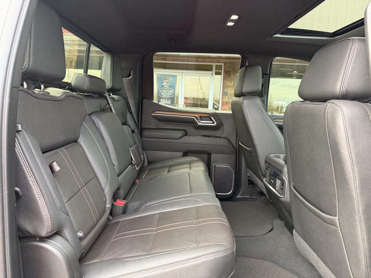 Chevrolet Silverado 1500 4WD Crew Cab 147" High Country 2022