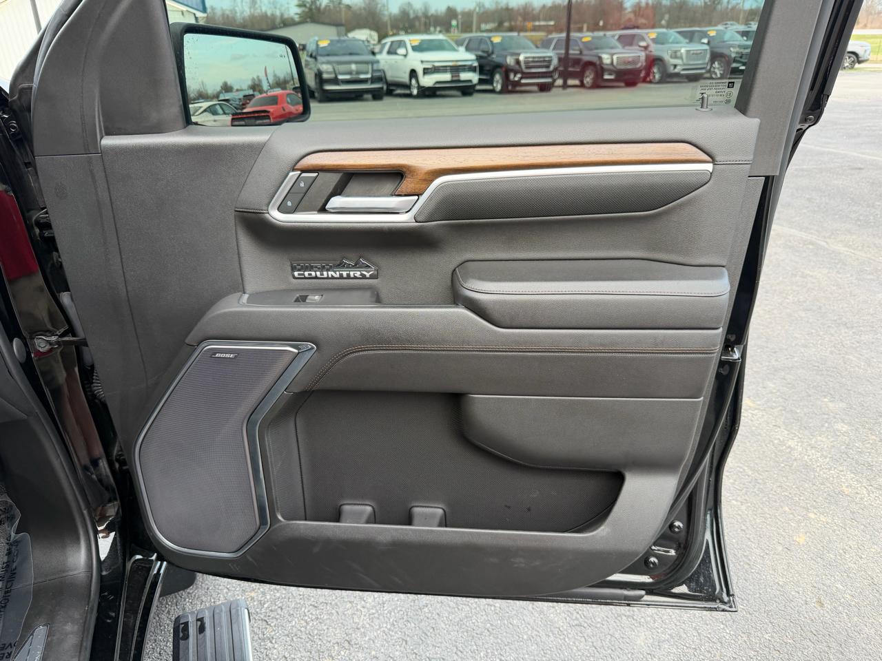 Chevrolet Silverado 1500 4WD Crew Cab 147" High Country 2022