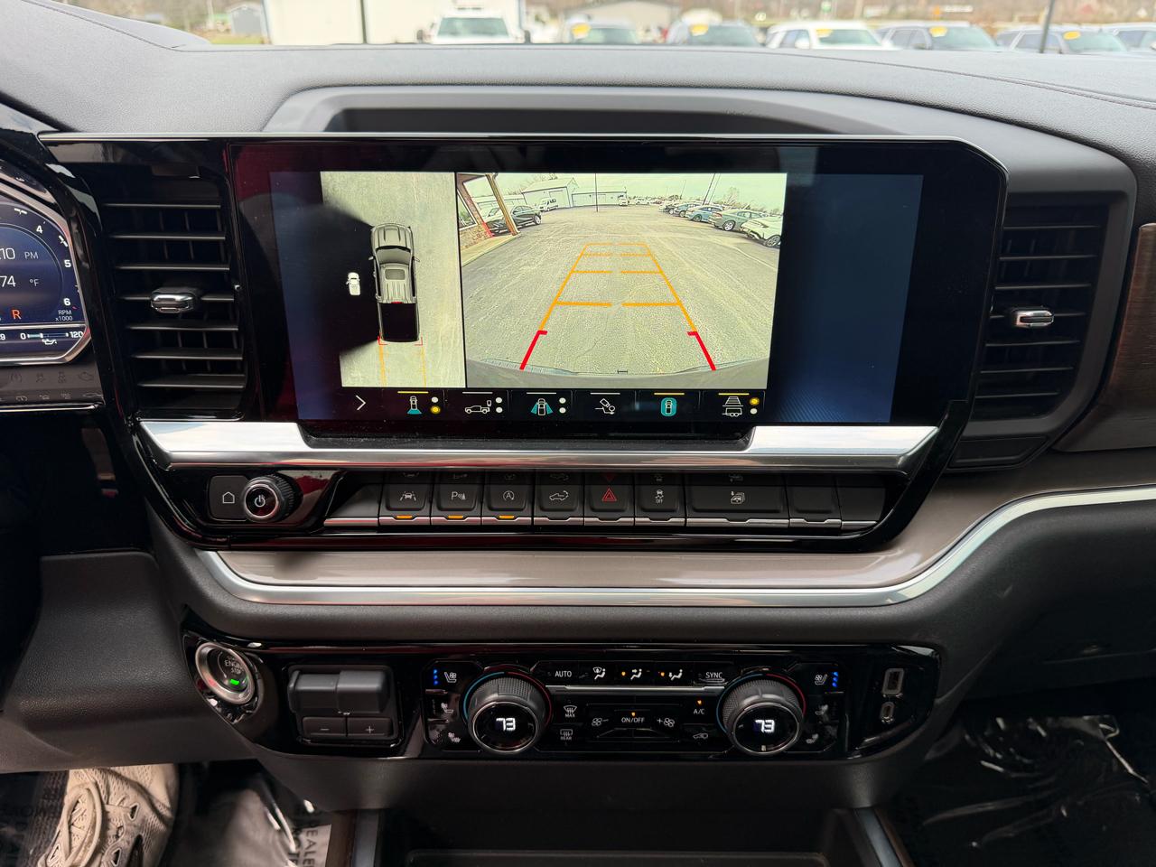 Chevrolet Silverado 1500 4WD Crew Cab 147" High Country 2022