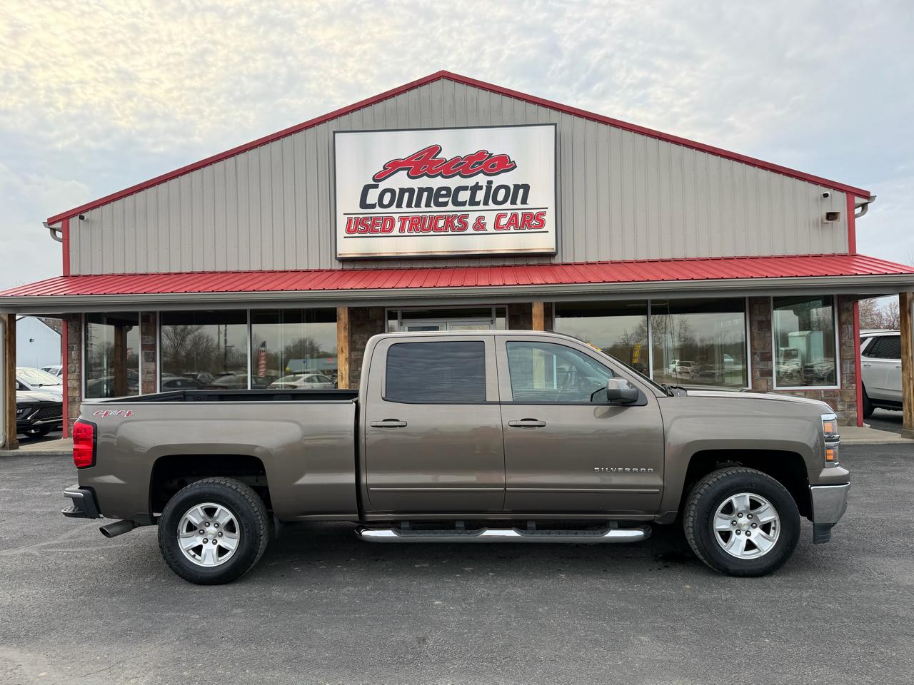 Chevrolet Silverado 1500 4WD Crew Cab 153.0" LT w/1LT 2015