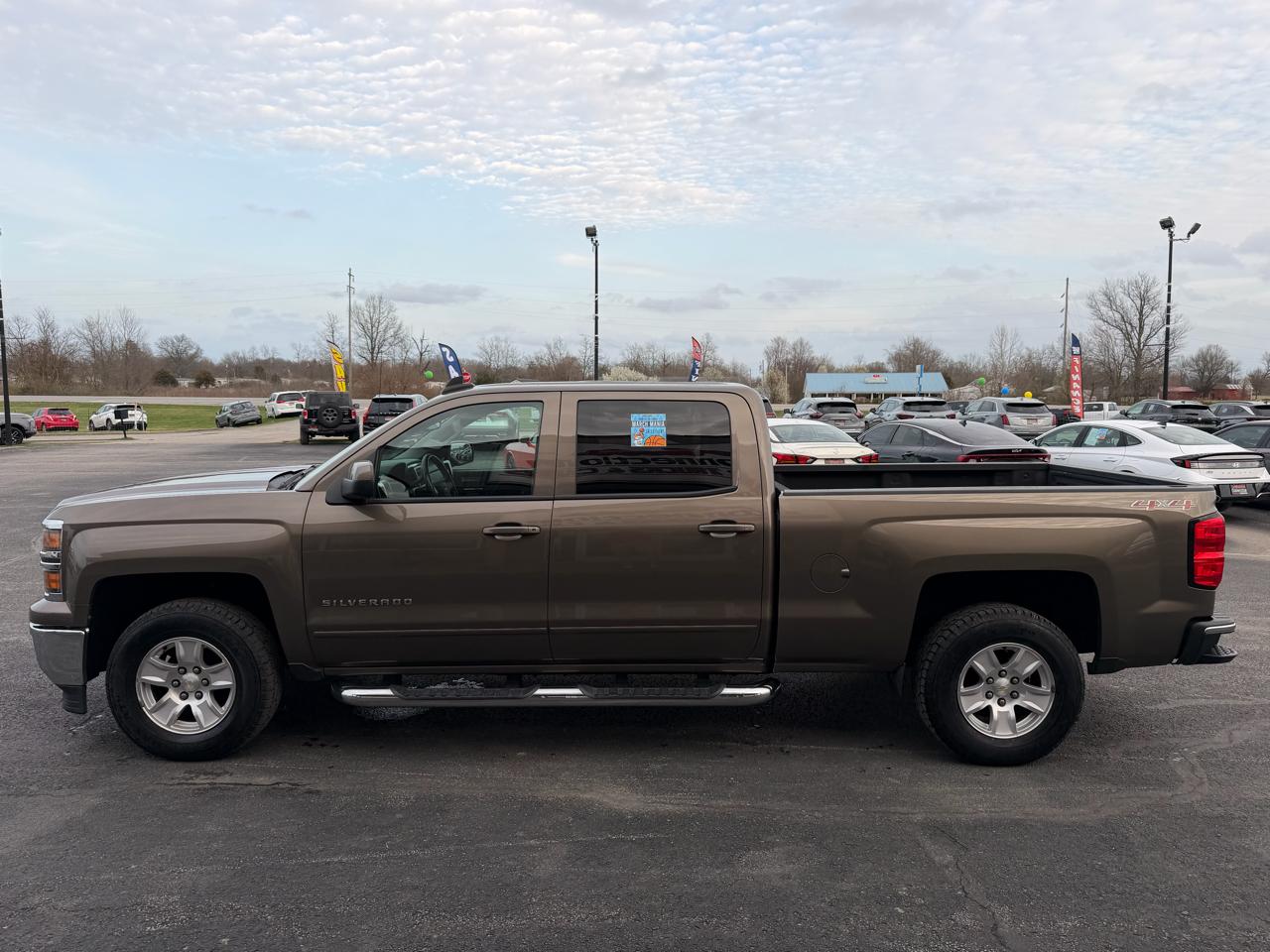 Chevrolet Silverado 1500 4WD Crew Cab 153.0" LT w/1LT 2015