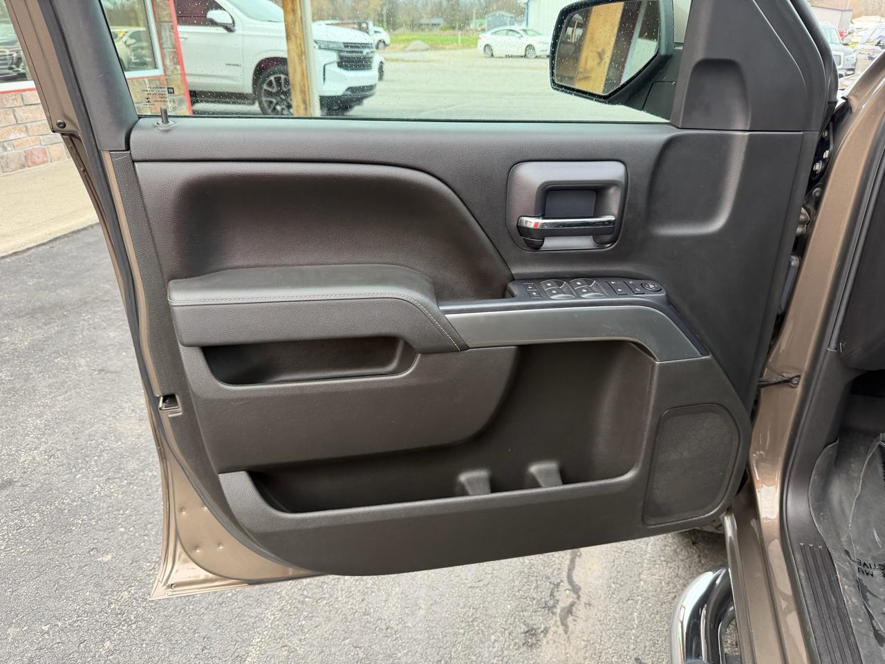 Chevrolet Silverado 1500 4WD Crew Cab 153.0" LT w/1LT 2015