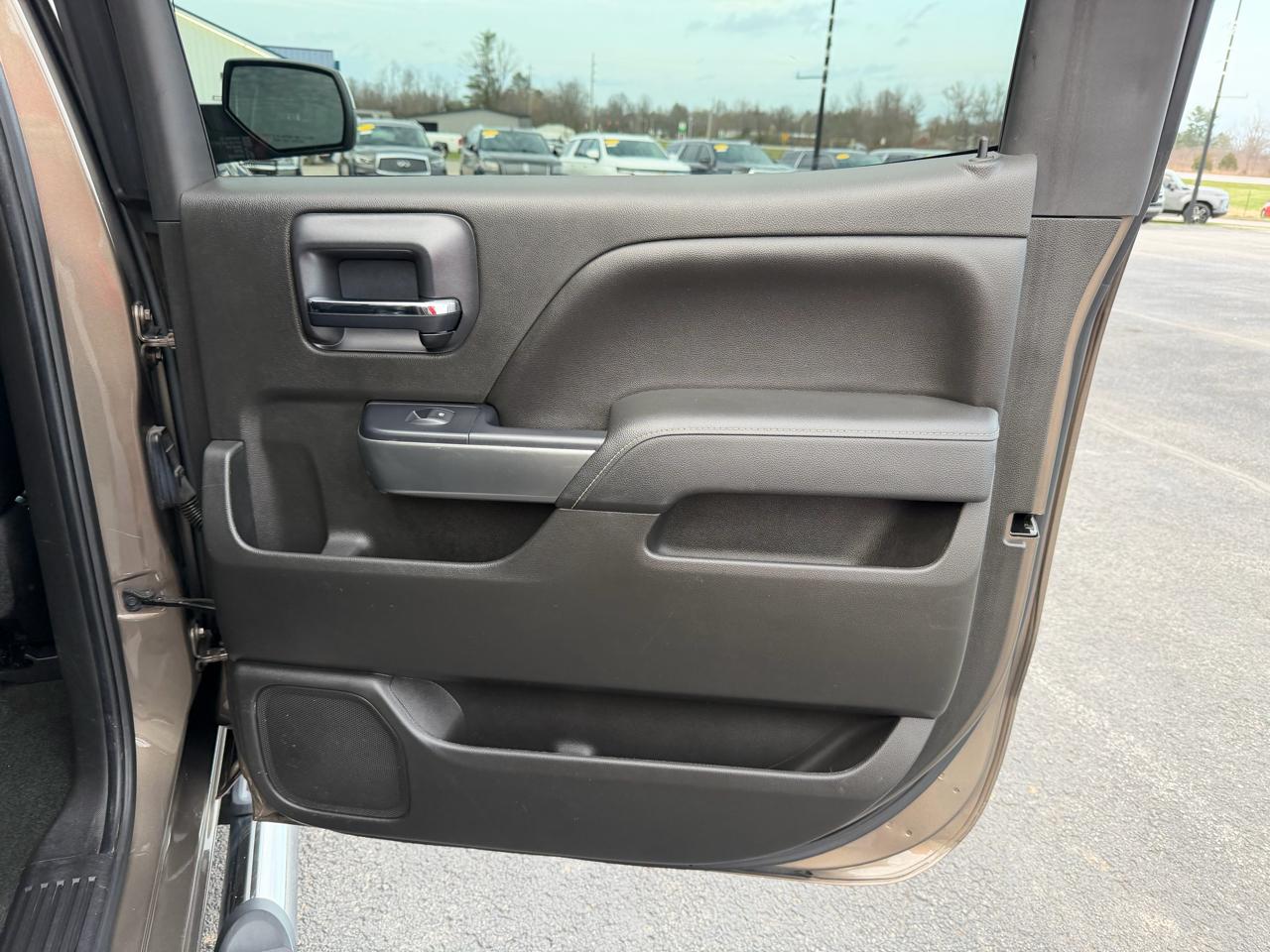 Chevrolet Silverado 1500 4WD Crew Cab 153.0" LT w/1LT 2015