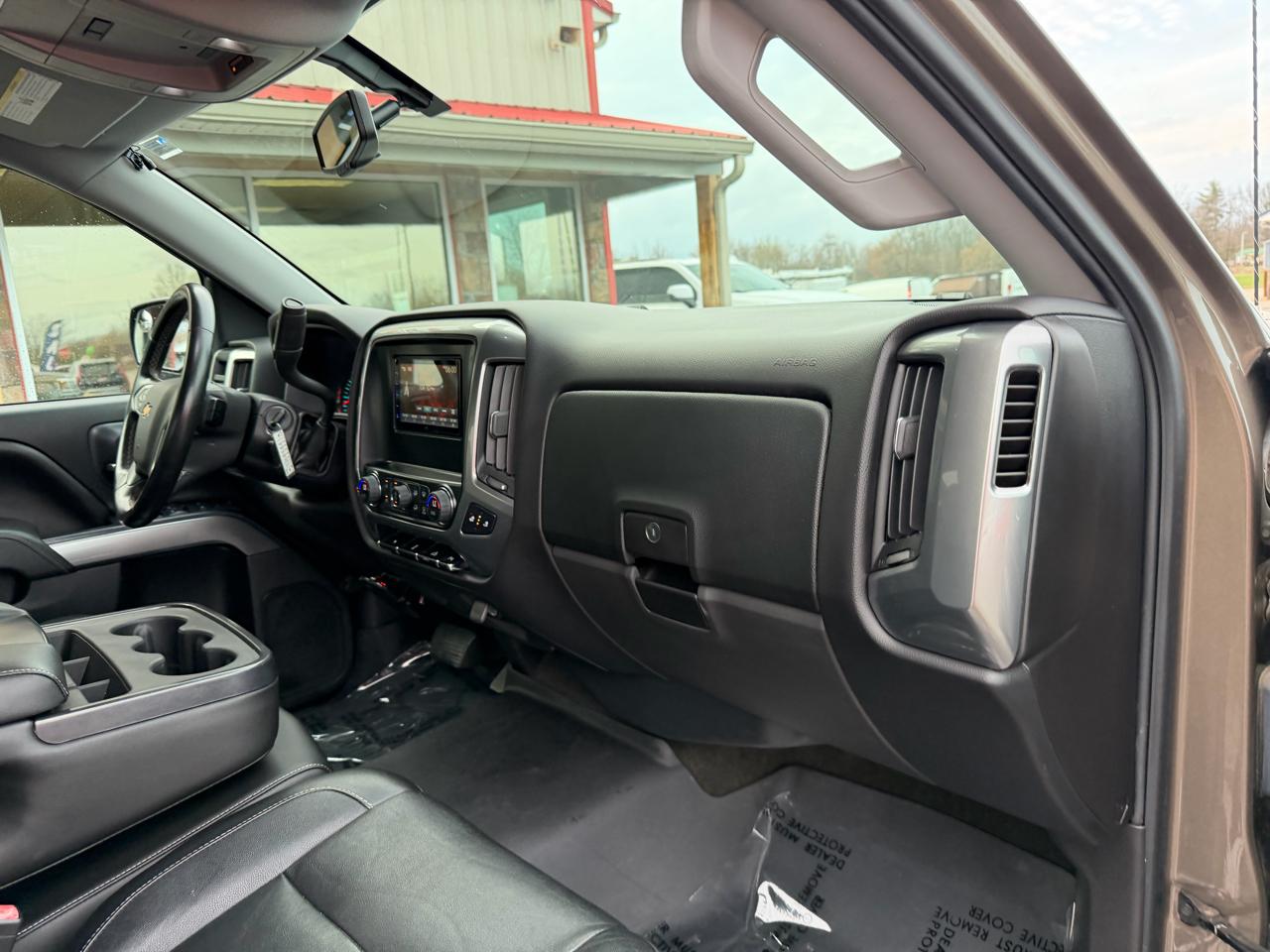 Chevrolet Silverado 1500 4WD Crew Cab 153.0" LT w/1LT 2015