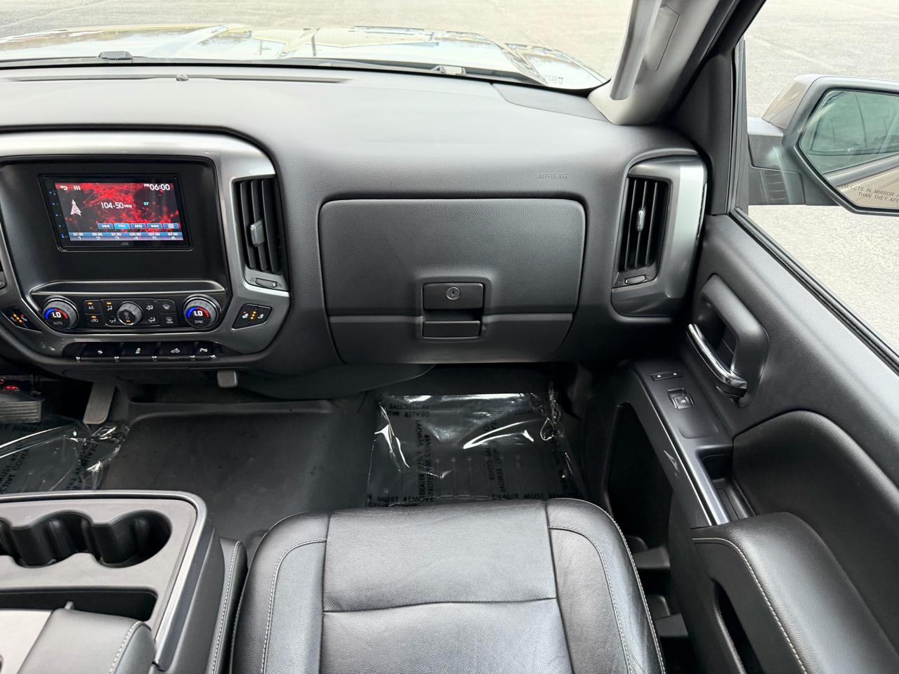 Chevrolet Silverado 1500 4WD Crew Cab 153.0" LT w/1LT 2015