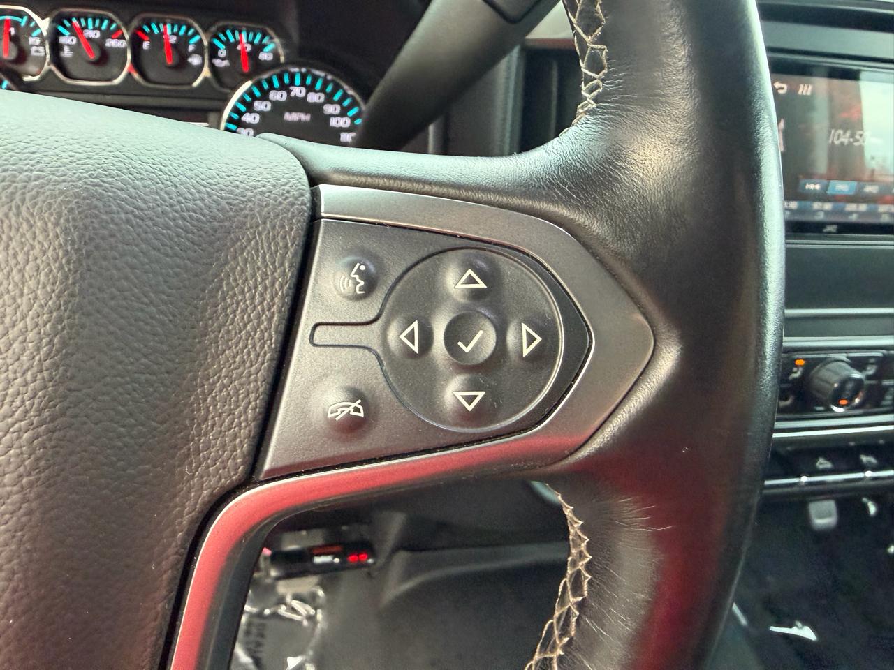 Chevrolet Silverado 1500 4WD Crew Cab 153.0" LT w/1LT 2015