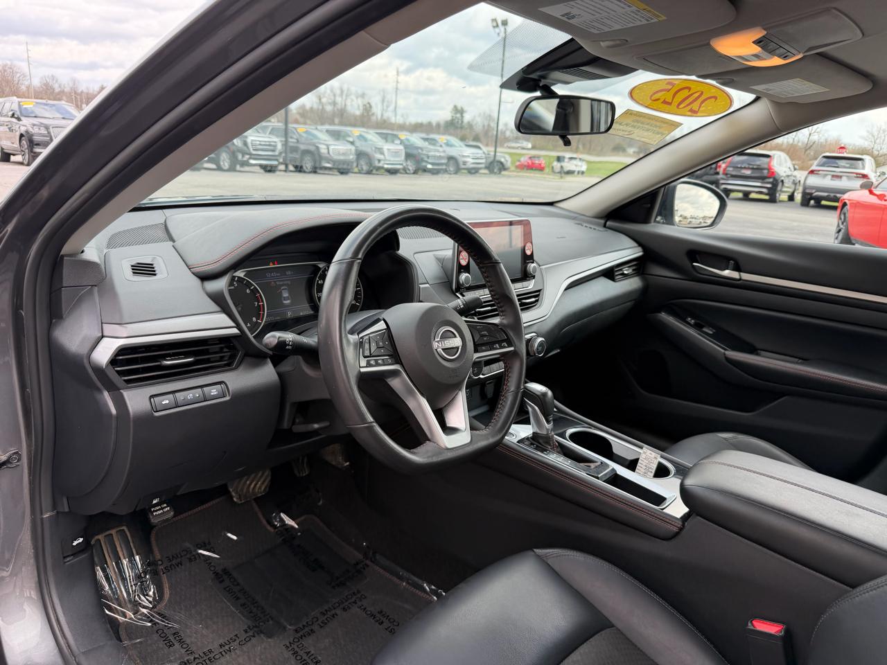 Nissan Altima SR FWD 2025