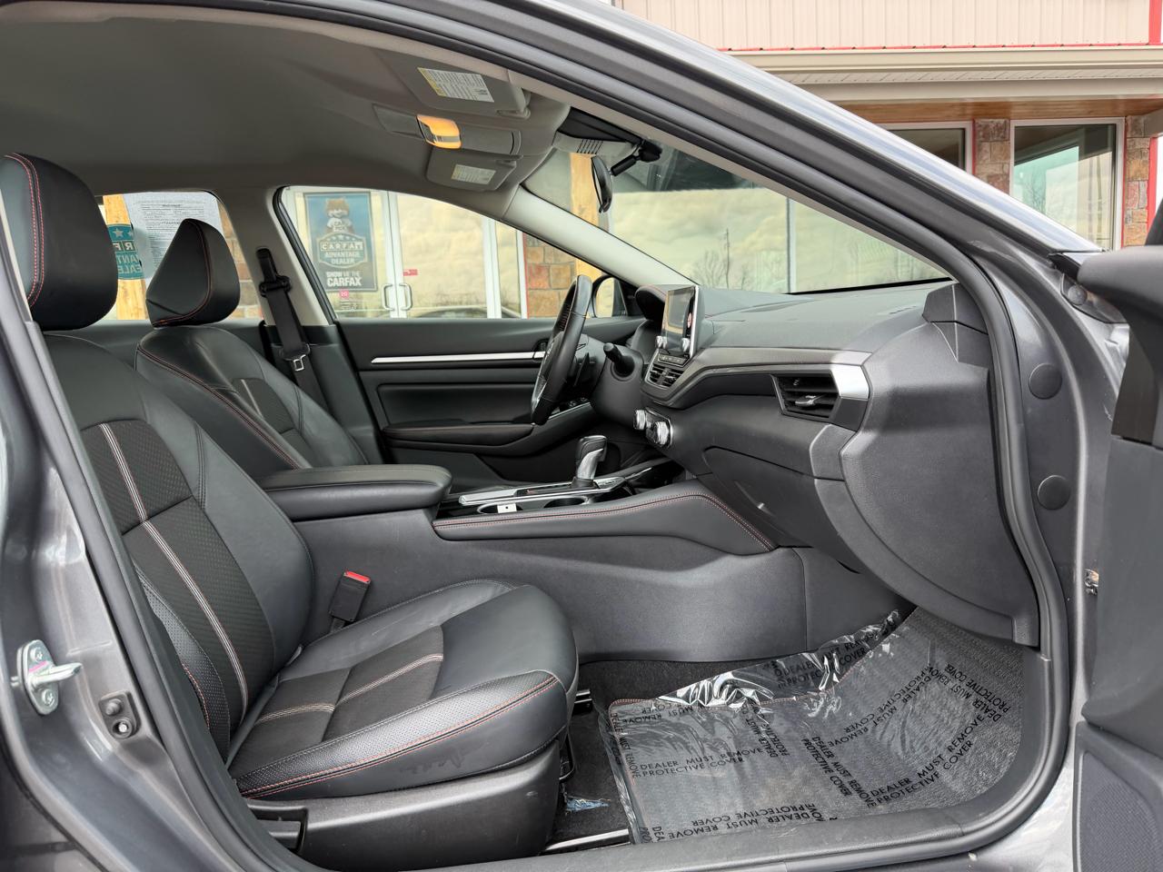 Nissan Altima SR FWD 2025