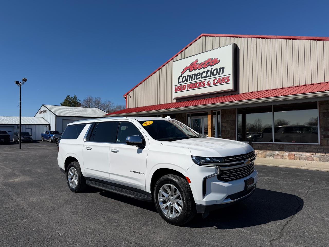 Chevrolet Suburban 4WD 4dr Premier 2023