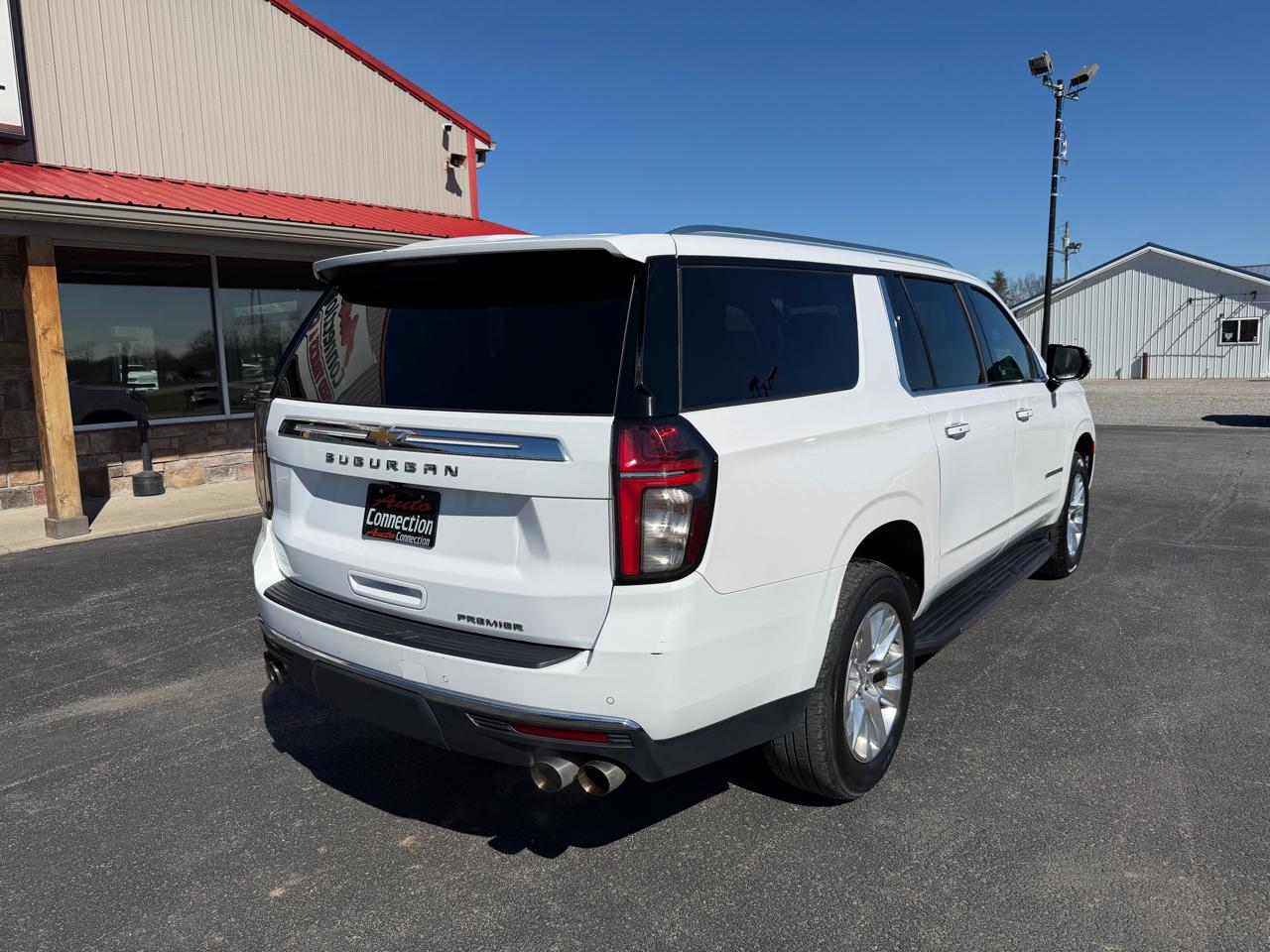 Chevrolet Suburban 4WD 4dr Premier 2023