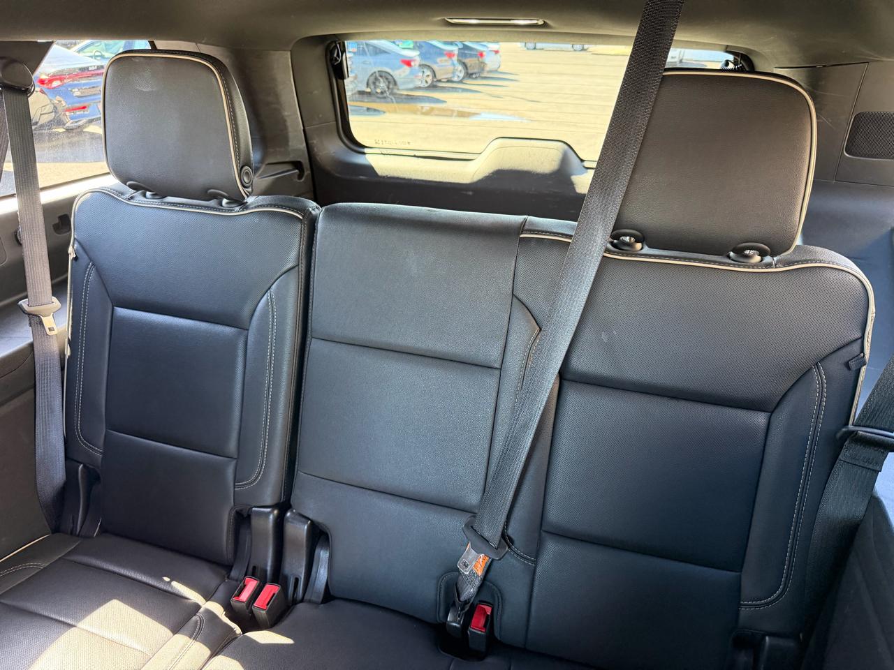 Chevrolet Suburban 4WD 4dr Premier 2023