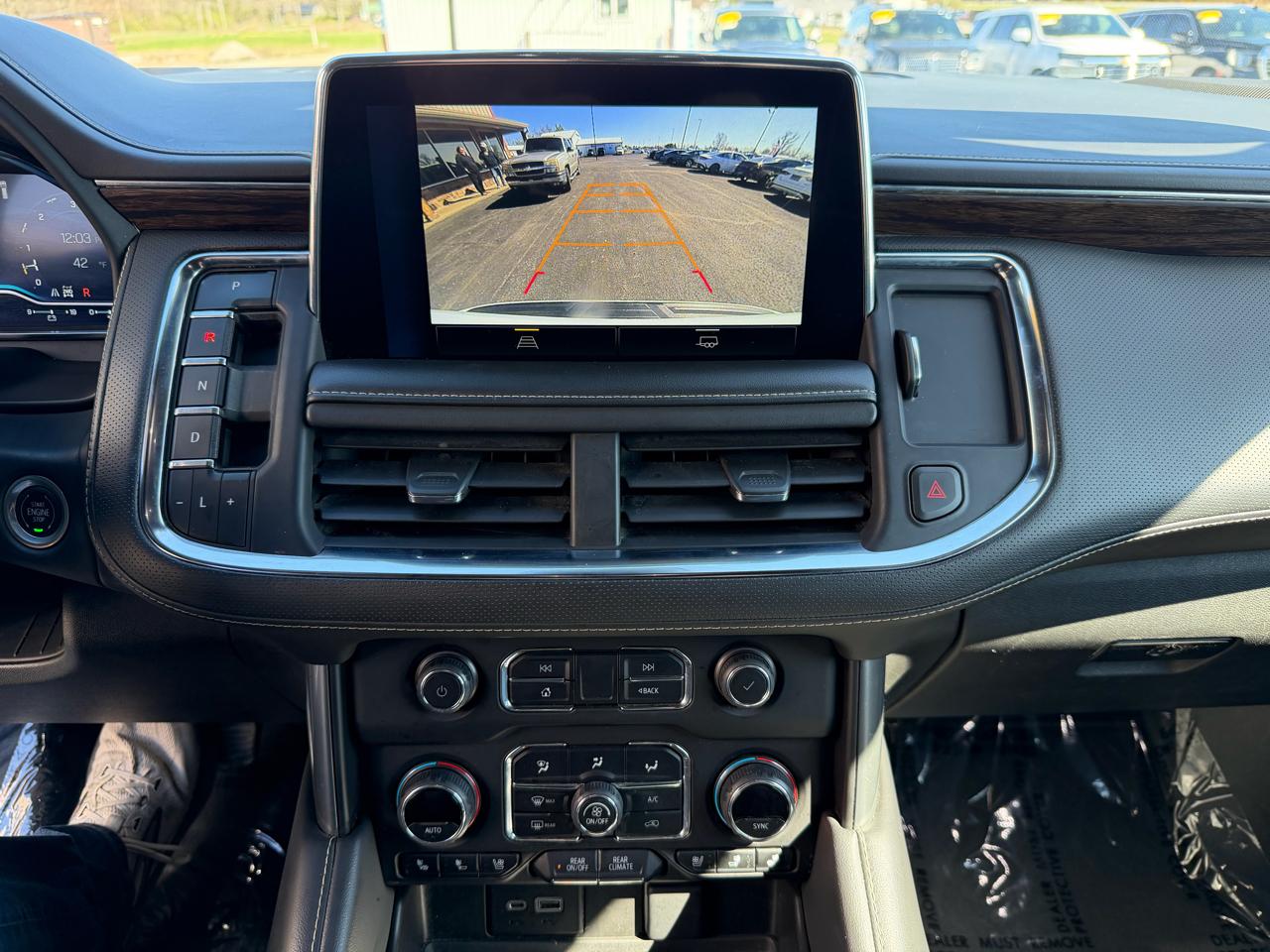 Chevrolet Suburban 4WD 4dr Premier 2023