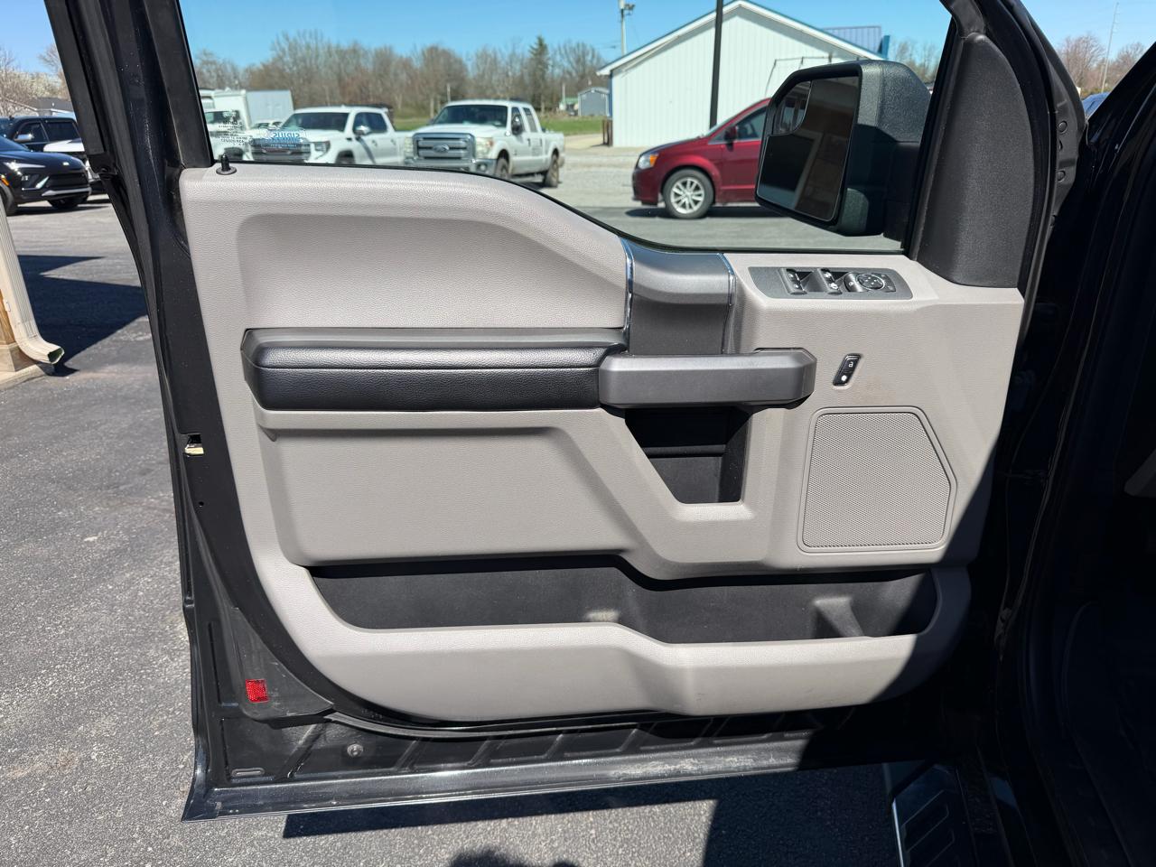 Ford F-150 Supercab 157" 4WD XLT 2015