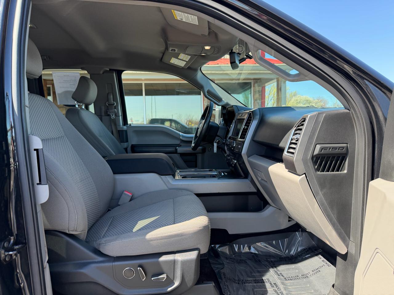 Ford F-150 Supercab 157" 4WD XLT 2015