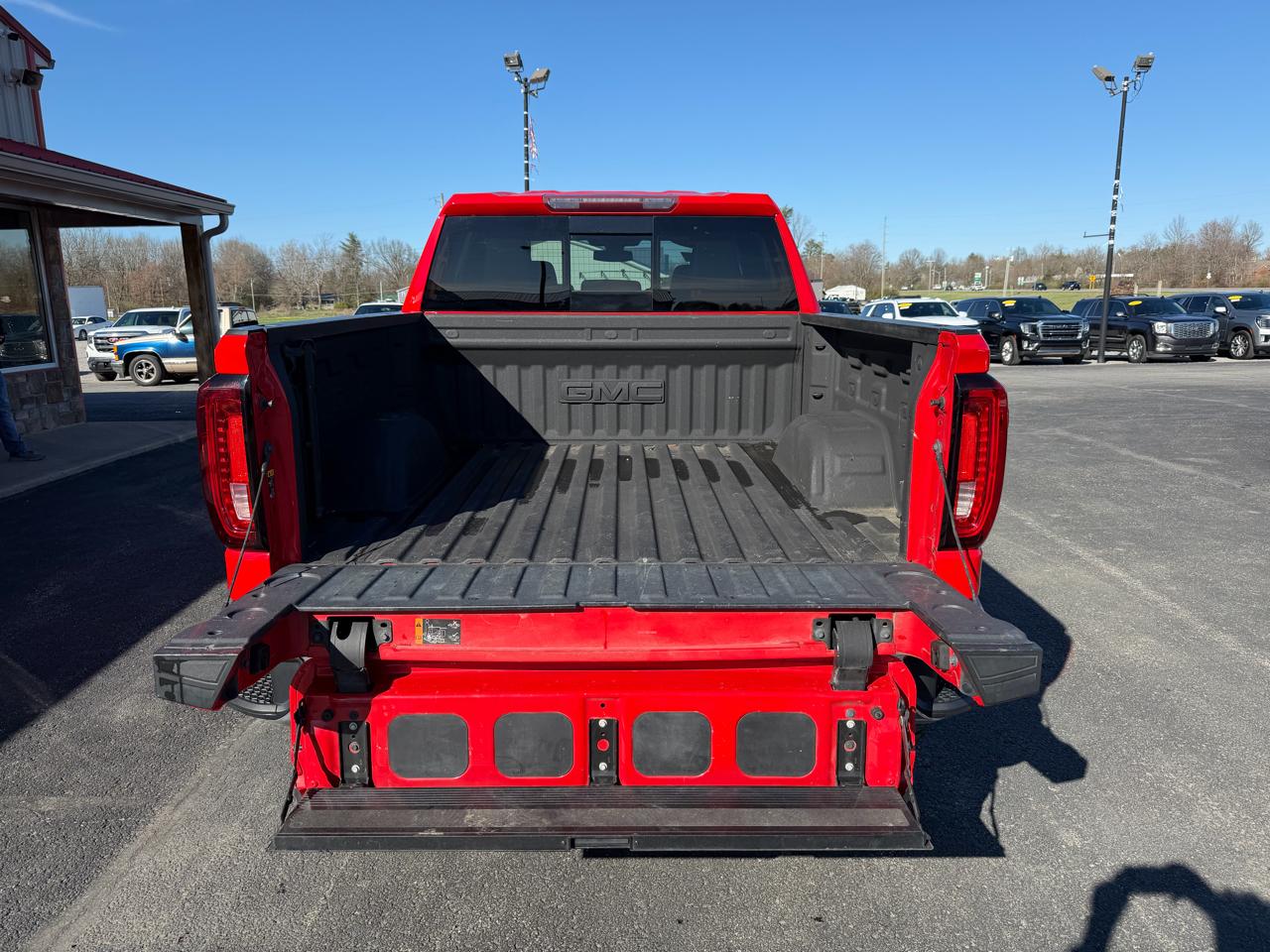 GMC Sierra 1500 4WD Crew Cab 147" SLT 2020