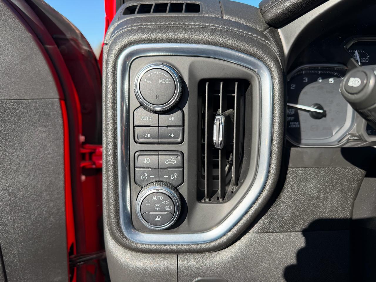 GMC Sierra 1500 4WD Crew Cab 147" SLT 2020