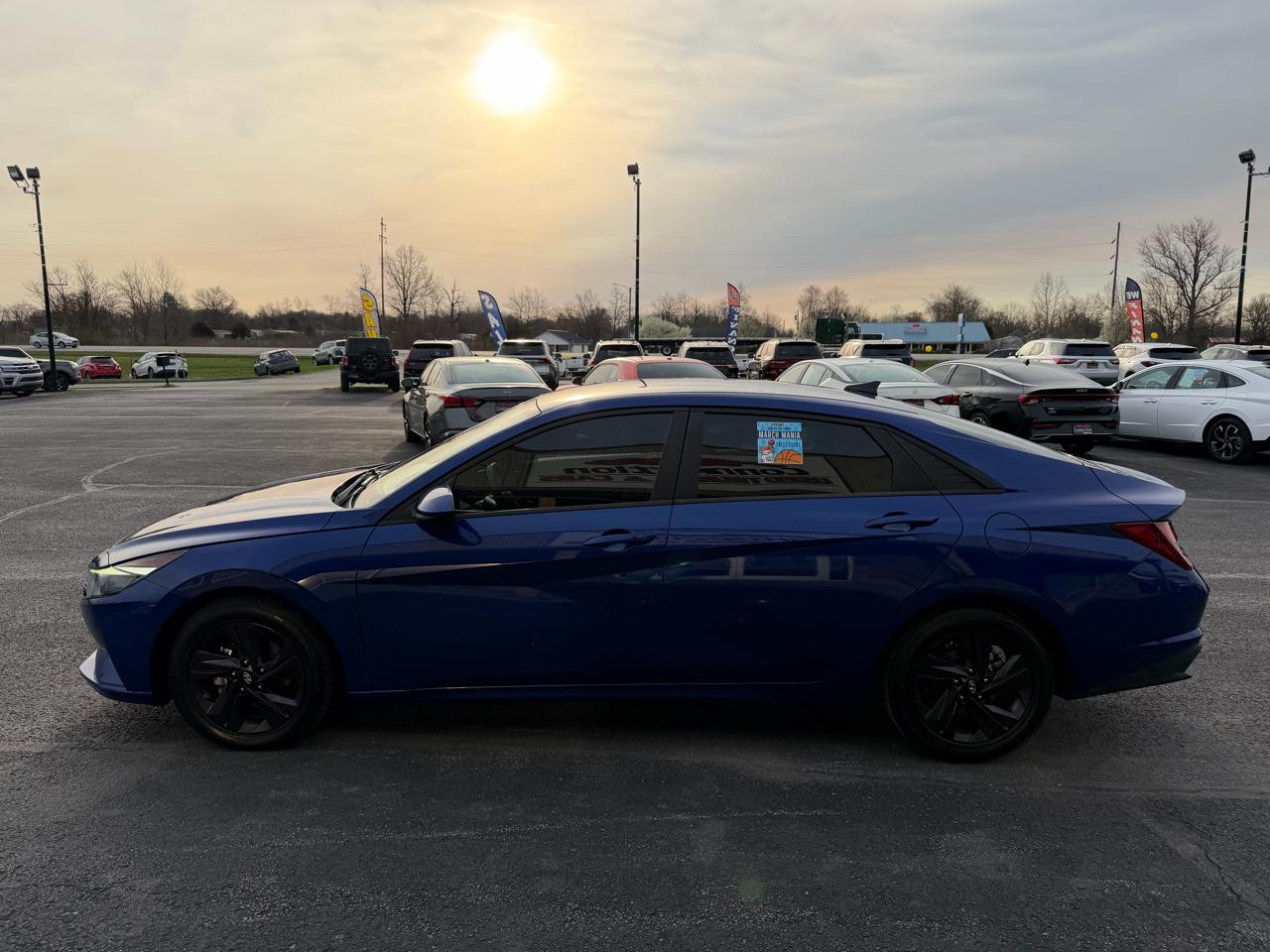 Hyundai Elantra SEL IVT 2021